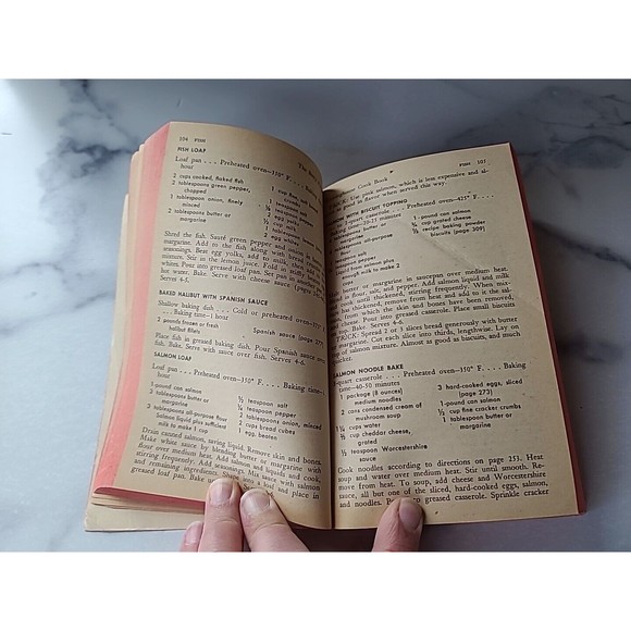 Westinghouse Cookbook  Betty Furness Vintage Paperback 1954 - Picture 7 of 10